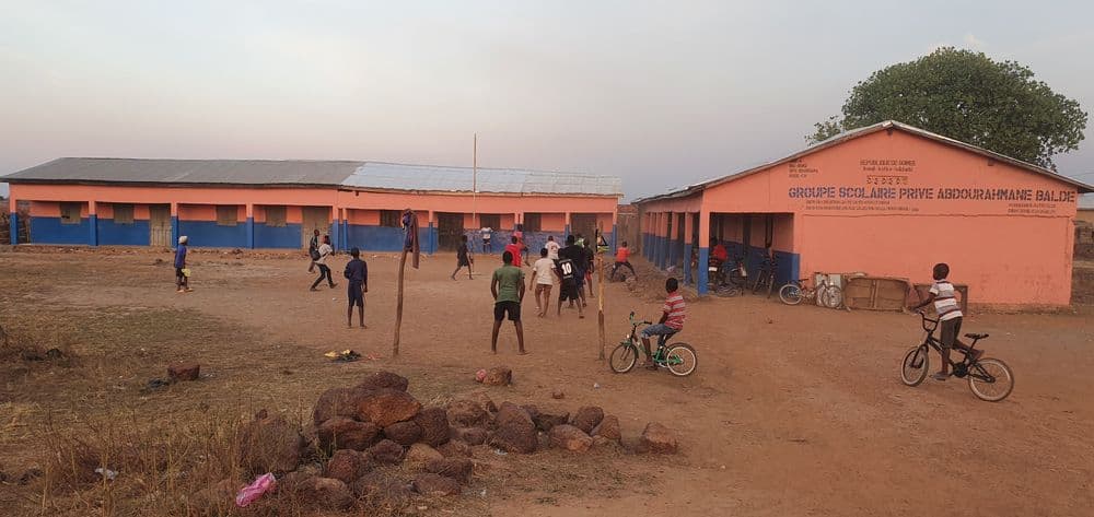 Une nouvelle école primaire ouvre à Hamdallaye